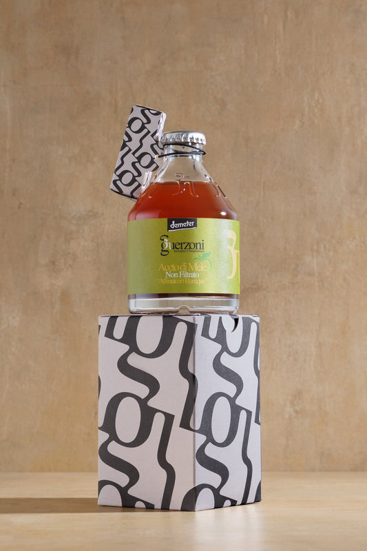 Aged Apple Vinegar – Aceto di mele non filtrato Affinato in Barrique